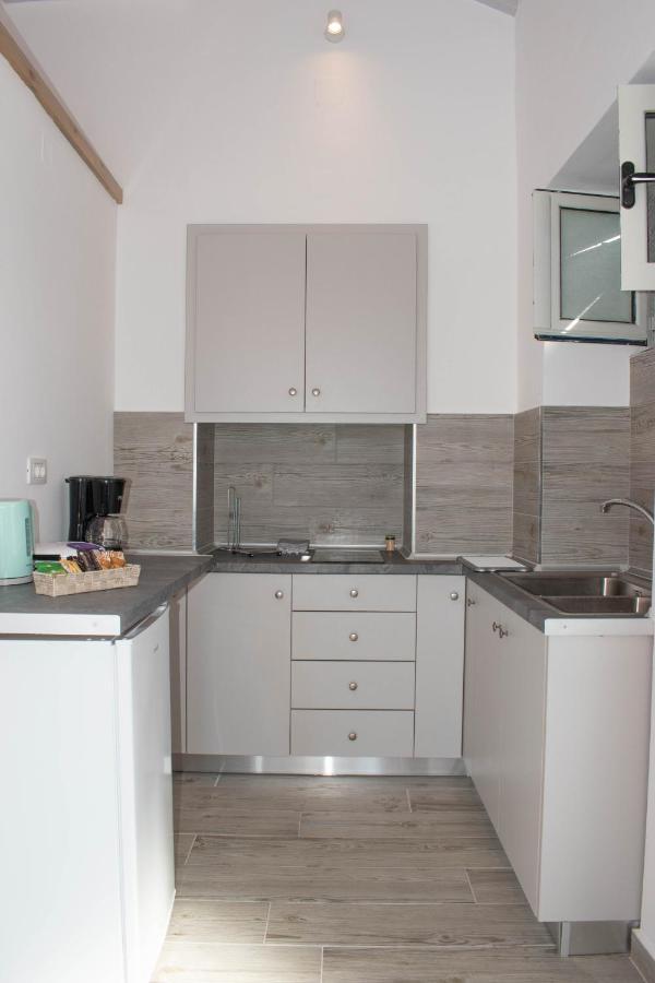 Marea Apartments Sými Eksteriør bilde